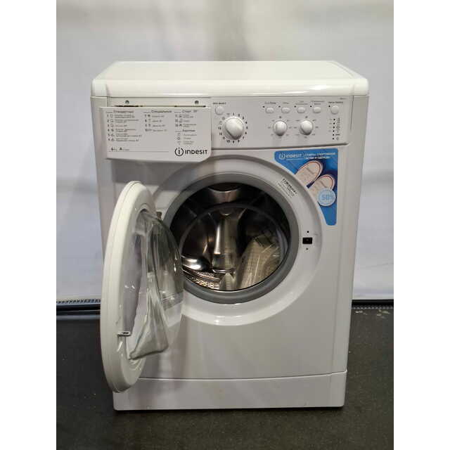 Стиральная машина Indesit IWSC 6105, белый