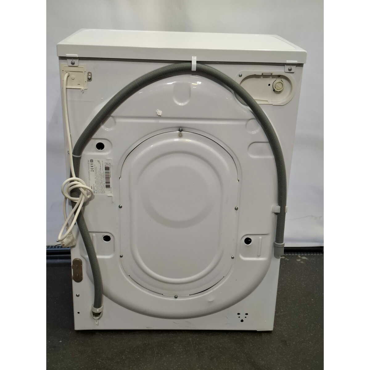 Стиральная машина Indesit IWSC 6105, белый