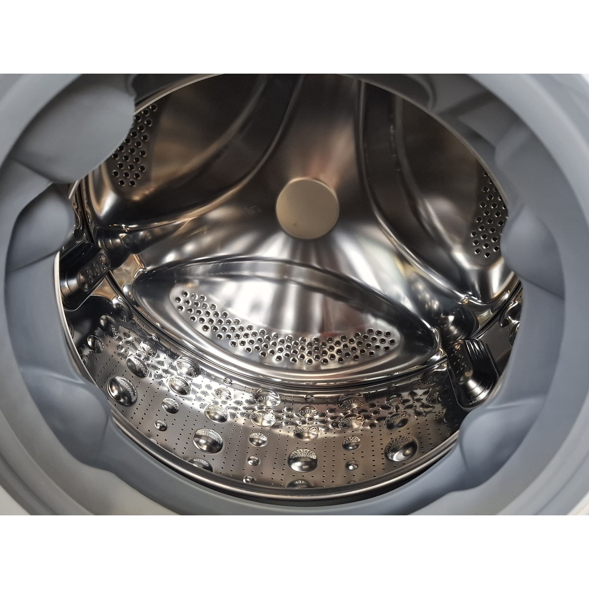 Стиральная машина LG F2V9GC9W, белый