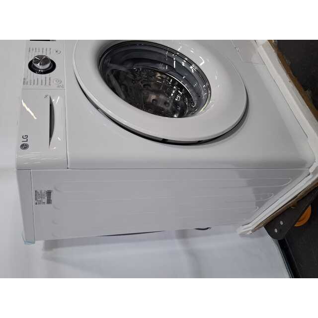 Стиральная машина LG F2V3HS3W, белый