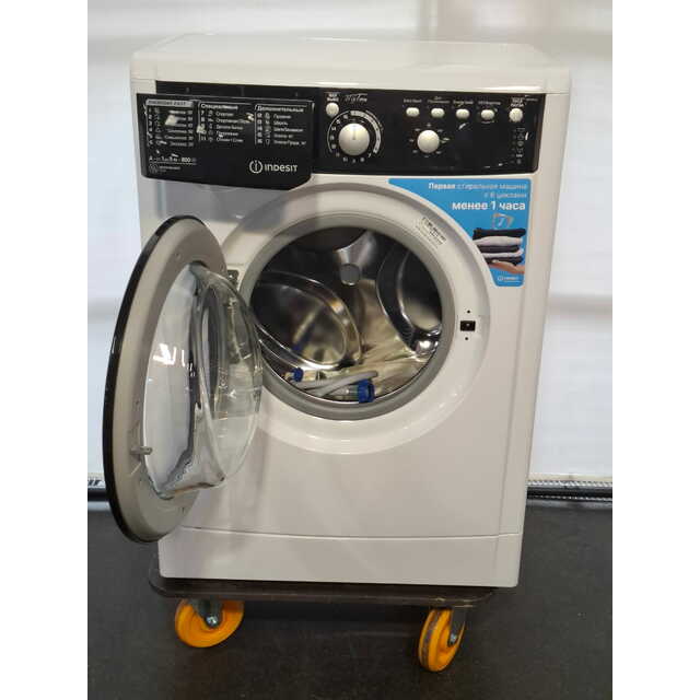 Стиральная машина Indesit EWSB 5085 BK CIS (Цвет: White / Black)