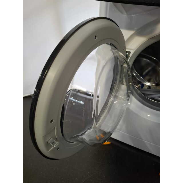Стиральная машина Indesit EWSB 5085 BK CIS (Цвет: White / Black)