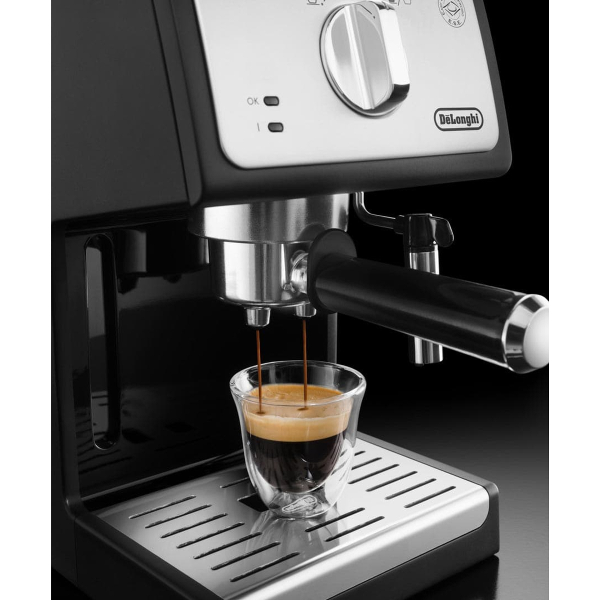 Кофеварка рожковая DeLonghi Active Line ECP 33.21.BK (Цвет: Black)