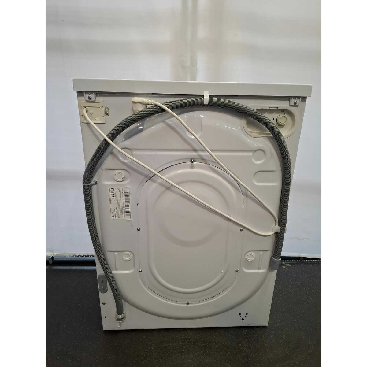 Стиральная машина Indesit EWUD 4105 BK CIS, белый