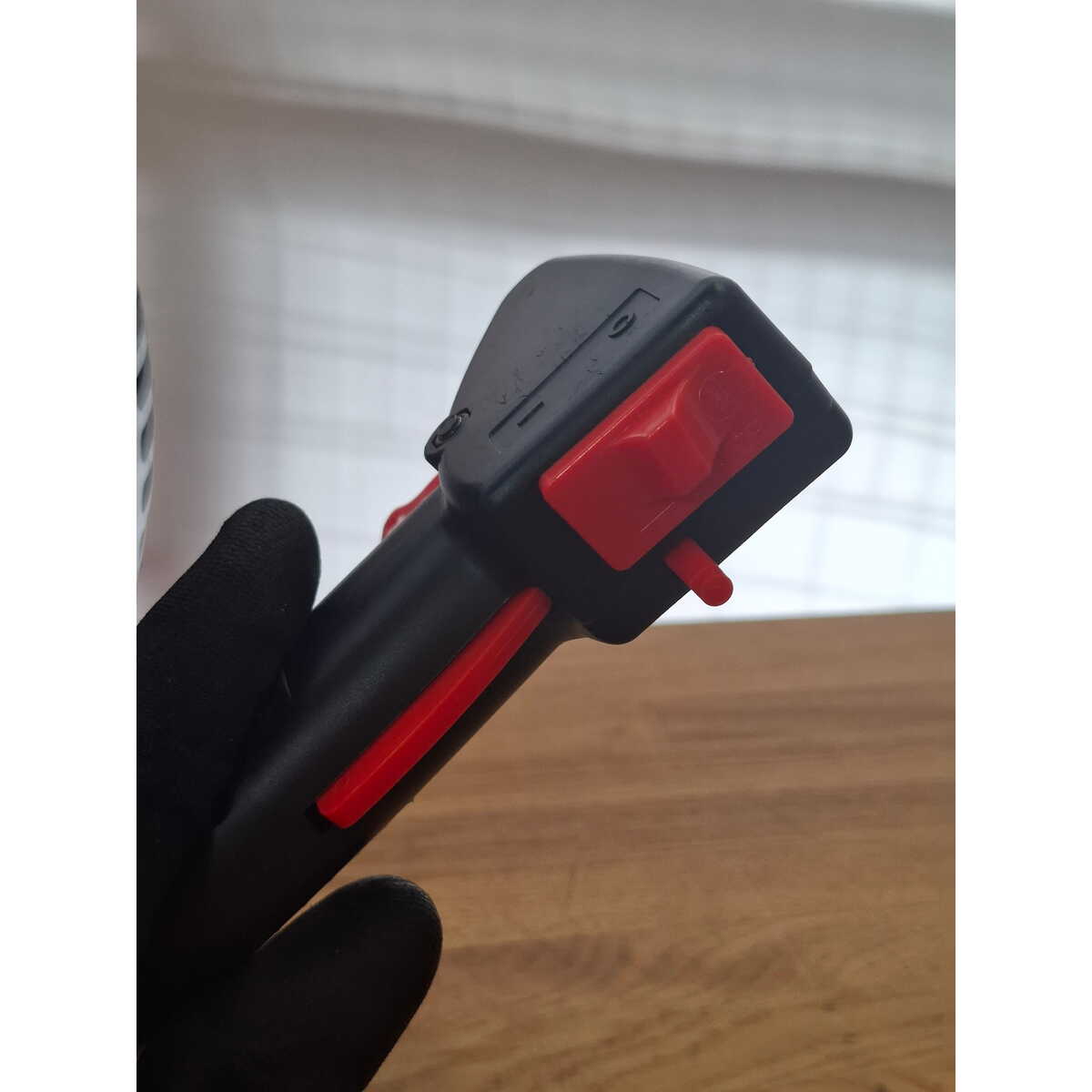 Триммер бензиновый MTX MT-52 (2-коробки) (Цвет: Red / Black)