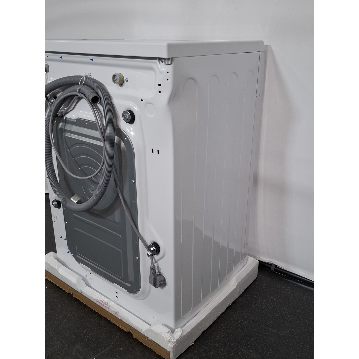Стиральная машина LG F10B8ND, белый