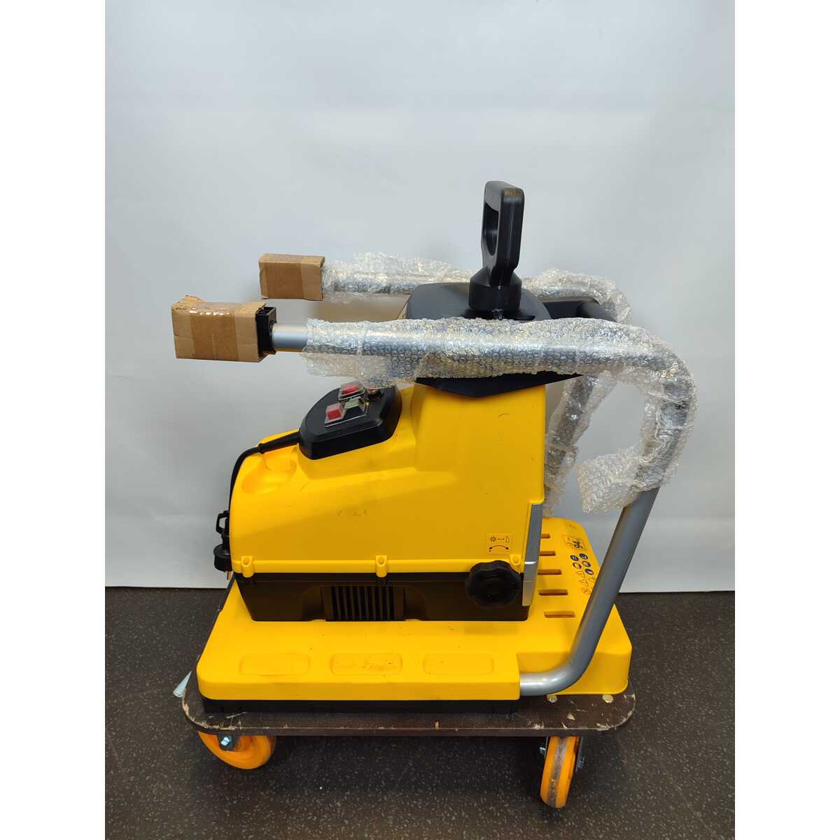 Садовый измельчитель Champion SH280 (Цвет: Yellow)