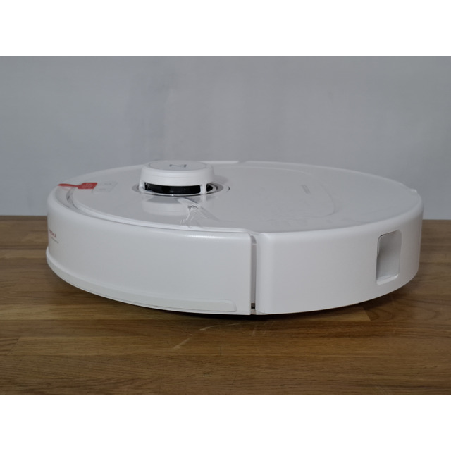 Робот-пылесос Roborock Qrevo MaxV With Refaill and Drainage System, белый Робот-пылесос Roborock Qrevo MaxV With Refaill and Drainage System, белый