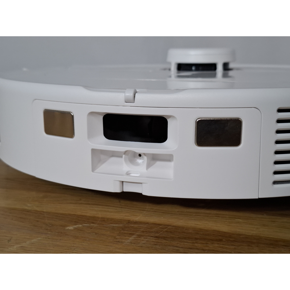 Робот-пылесос Roborock Qrevo MaxV With Refaill and Drainage System, белый
