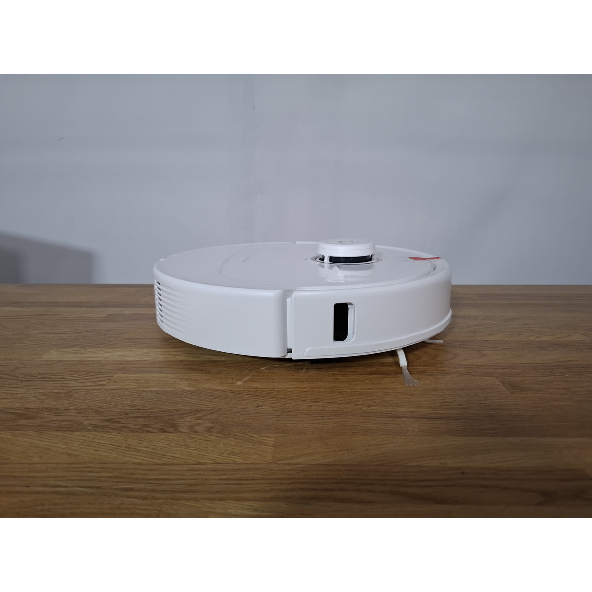 Робот-пылесос Roborock Qrevo MaxV With Refaill and Drainage System, белый