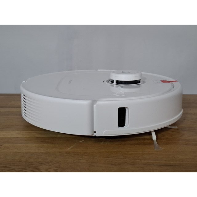 Робот-пылесос Roborock Qrevo MaxV With Refaill and Drainage System, белый Робот-пылесос Roborock Qrevo MaxV With Refaill and Drainage System, белый