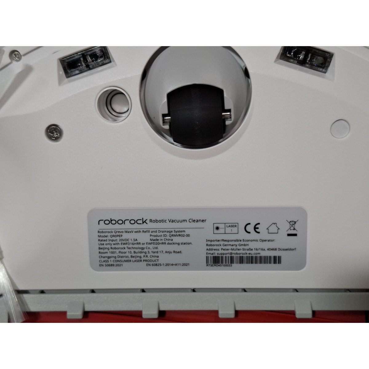 Робот-пылесос Roborock Qrevo MaxV With Refaill and Drainage System, белый
