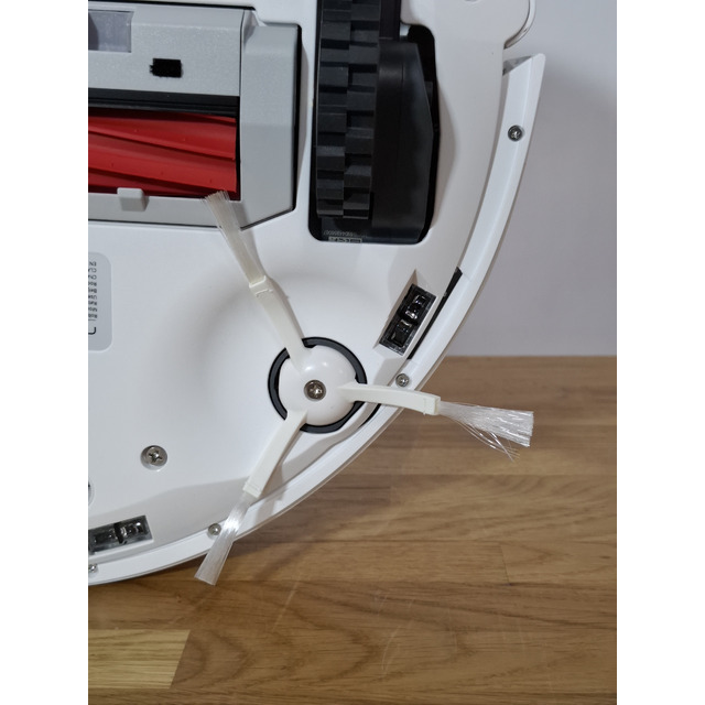 Робот-пылесос Roborock Qrevo MaxV With Refaill and Drainage System, белый Робот-пылесос Roborock Qrevo MaxV With Refaill and Drainage System, белый