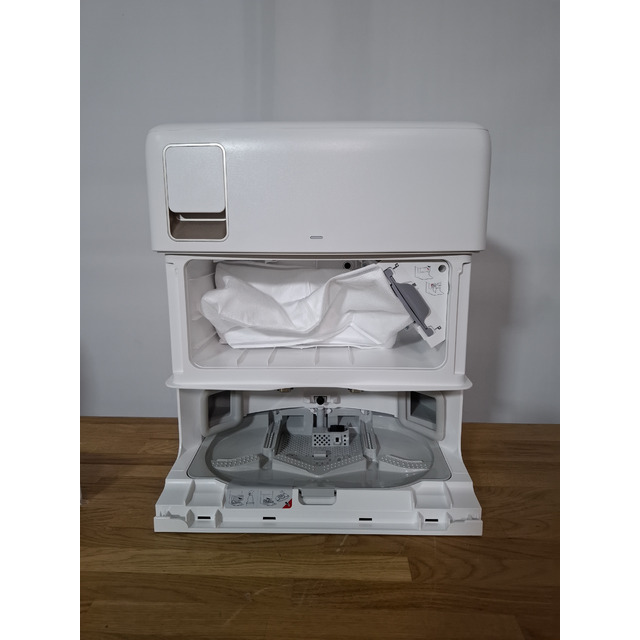 Робот-пылесос Roborock Qrevo MaxV With Refaill and Drainage System, белый Робот-пылесос Roborock Qrevo MaxV With Refaill and Drainage System, белый