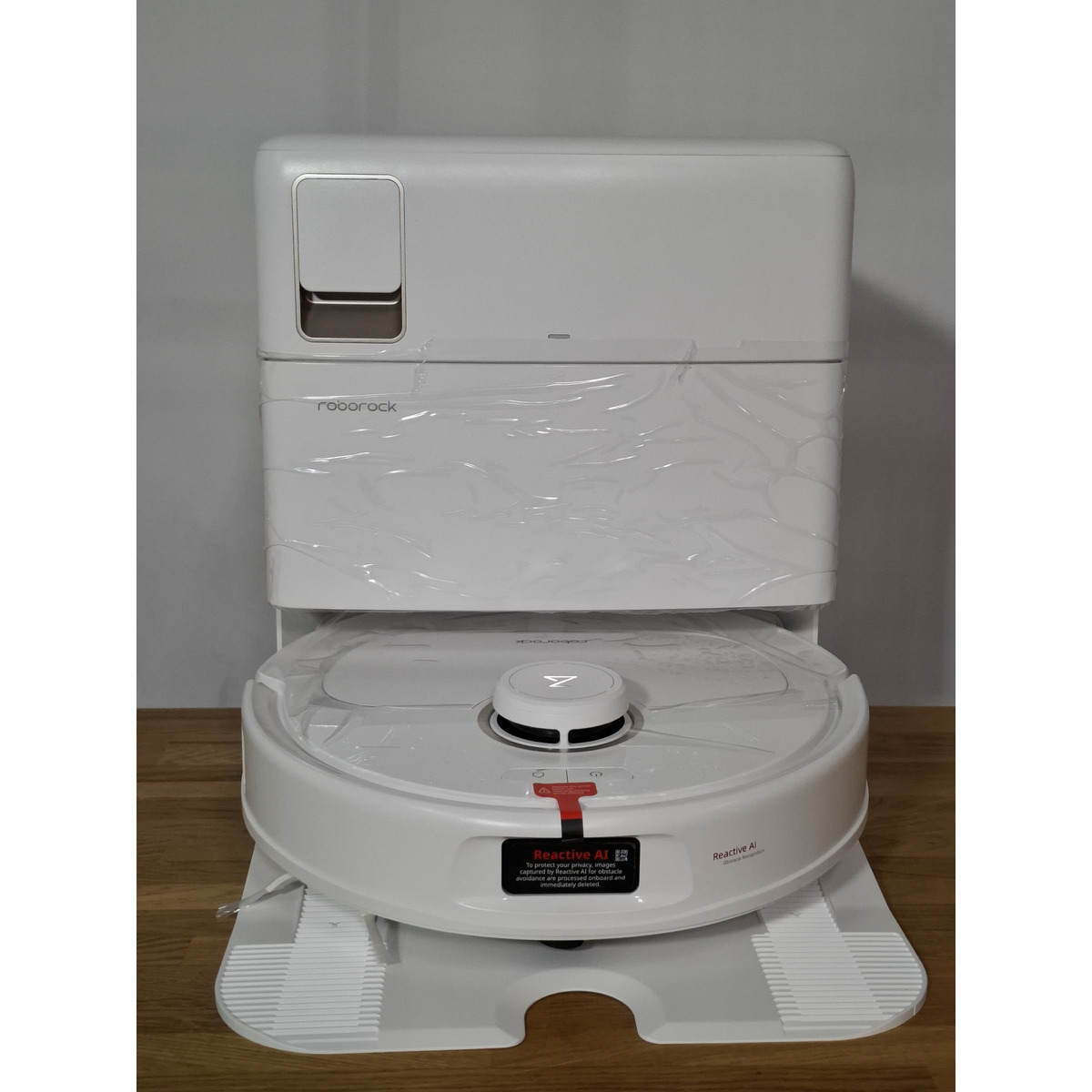 Робот-пылесос Roborock Qrevo MaxV With Refaill and Drainage System, белый