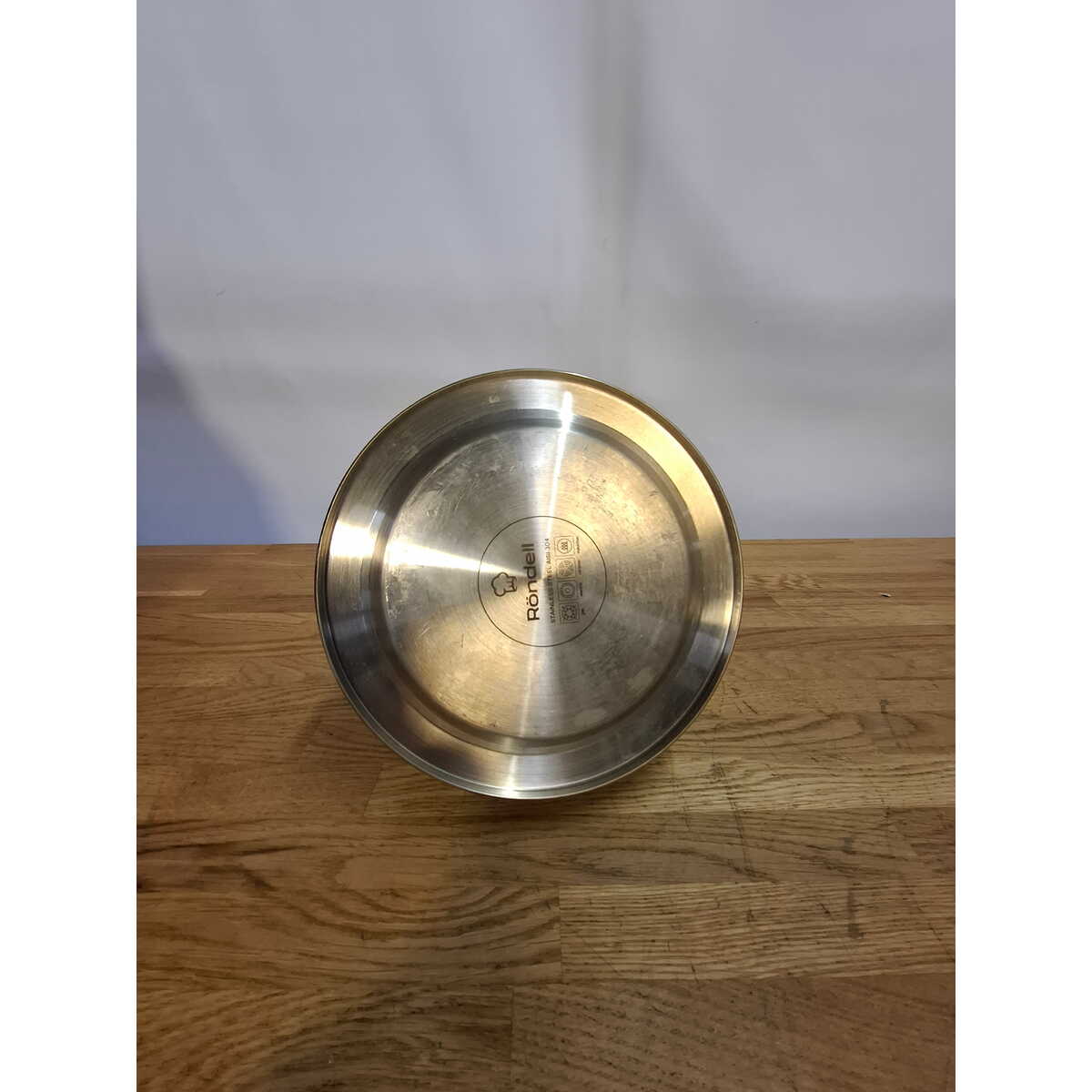 Чайник металлический Rondell Zart RDS-1828 (Цвет: Inox)