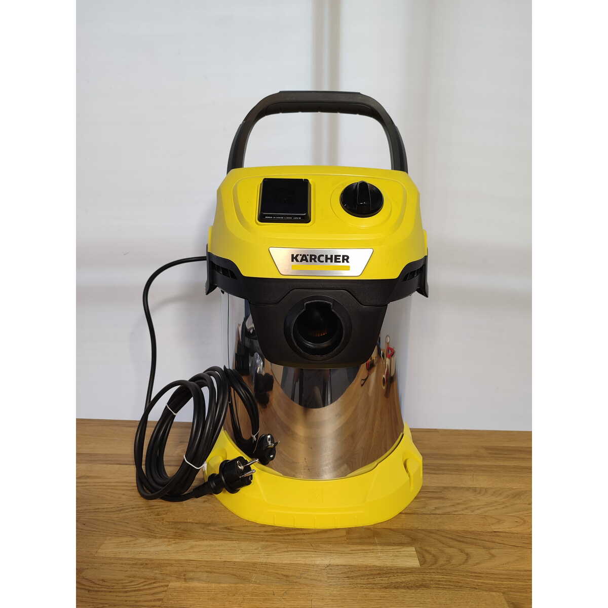 Строительный пылесос Karcher WD 3 P S V-17 / 4 / 20 (Цвет: Yellow)