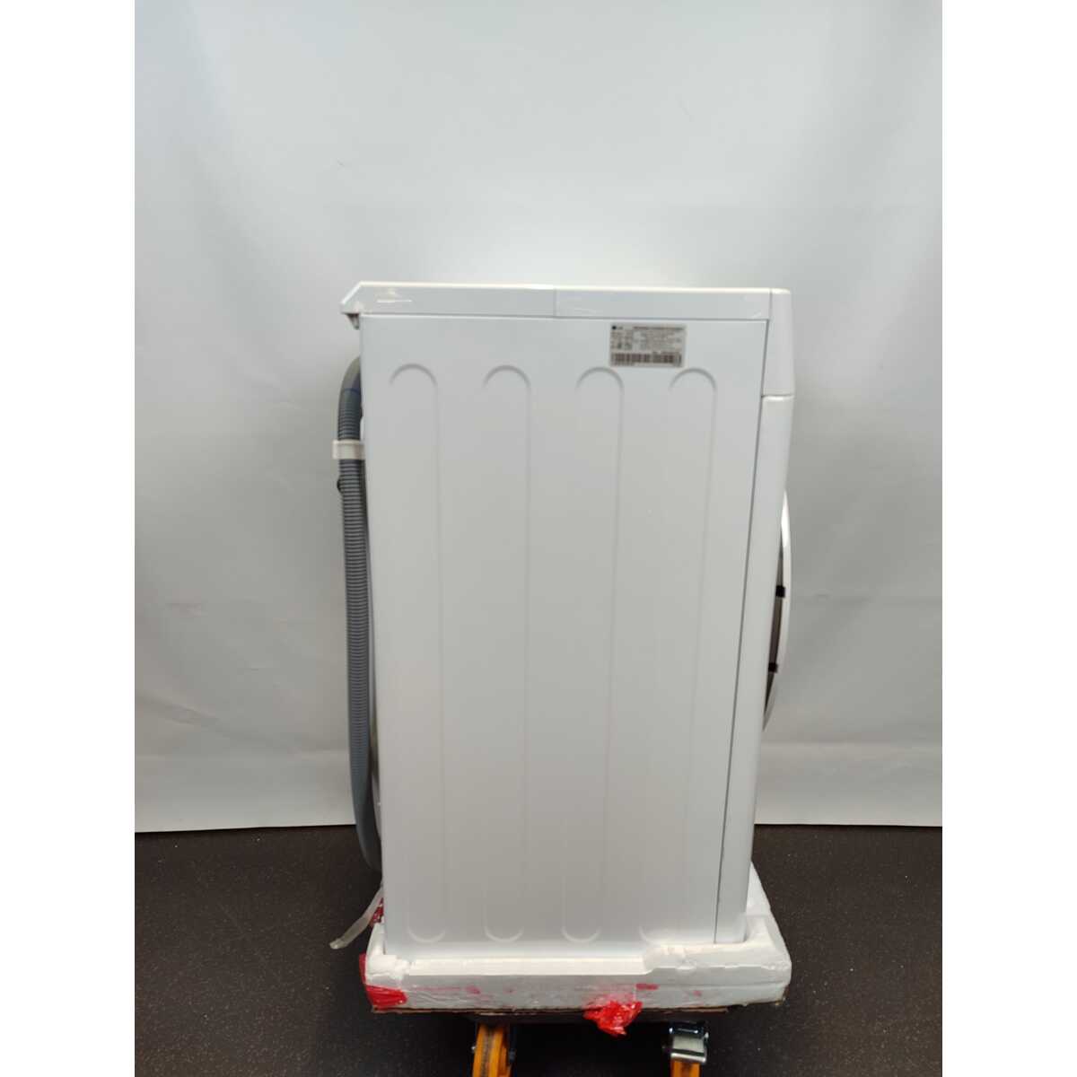 Стиральная машина LG F2V5PS0W, белый