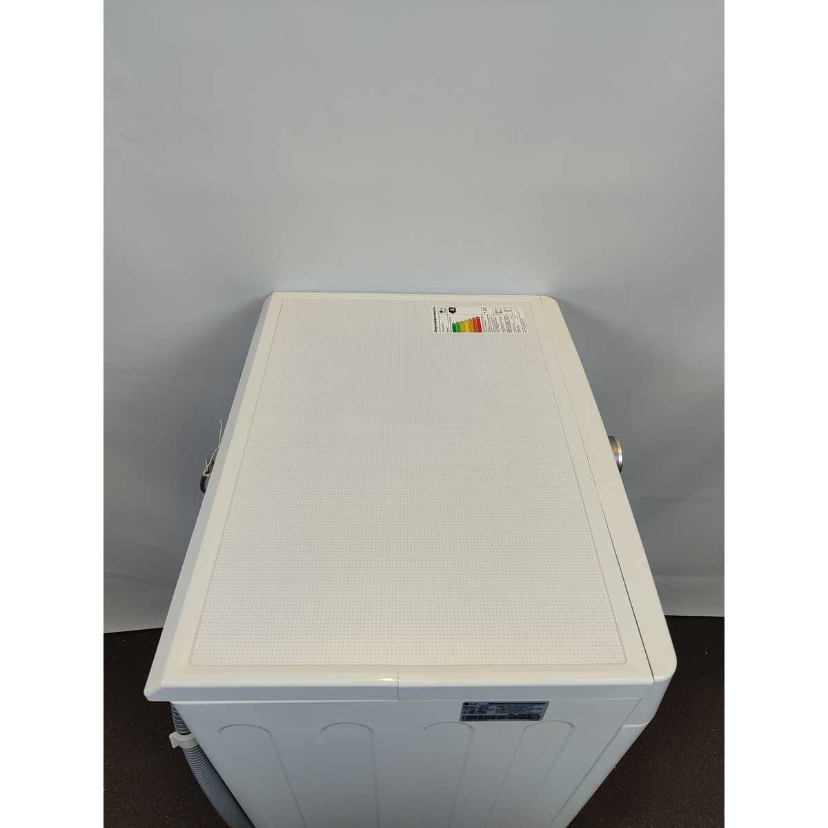 Стиральная машина LG F2V5PS0W, белый