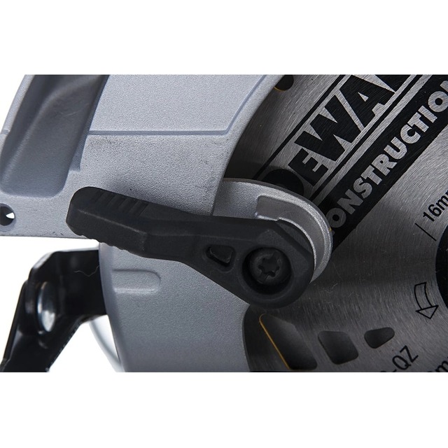 Циркулярная пила DeWalt DWE560K (Цвет: Yellow) Циркулярная пила DeWalt DWE560K (Цвет: Yellow)