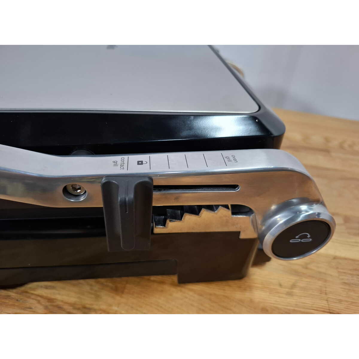 Электрогриль Braun CG7010 (Цвет: Silver/Black)