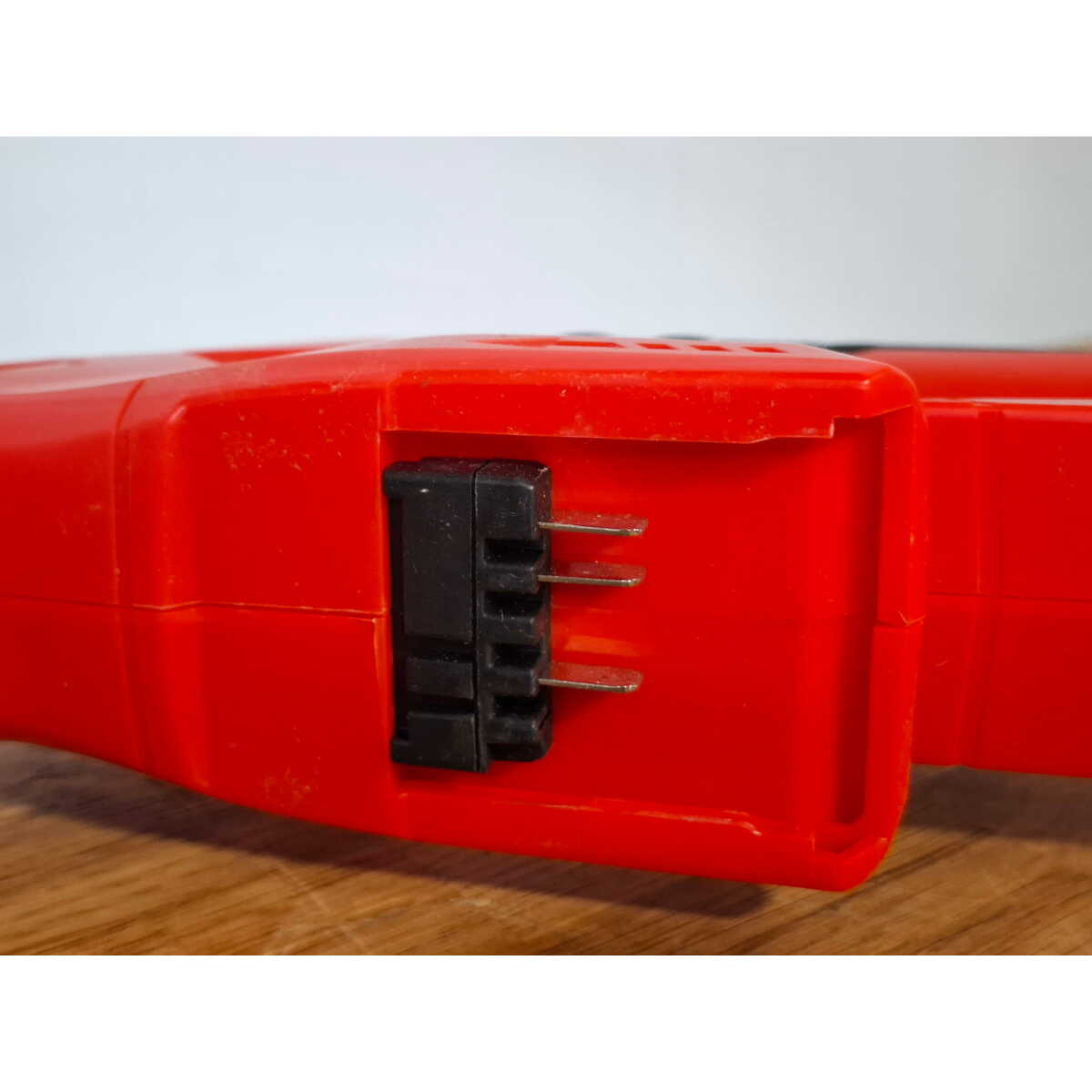 Триммер аккумуляторный MTX GT-260 (Цвет: Red/Black)