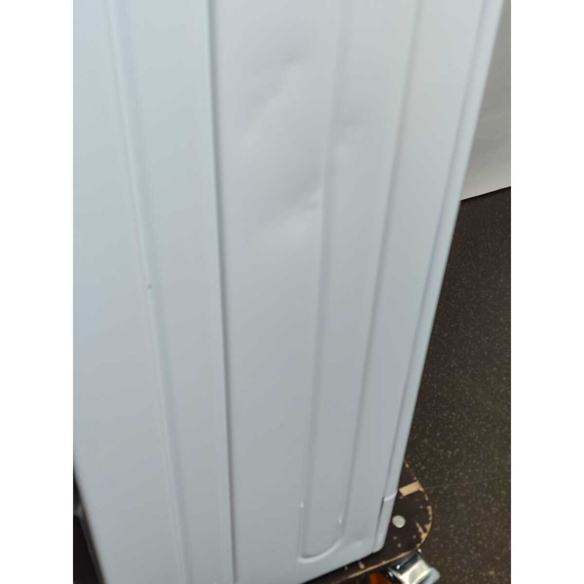 Стиральная машина Indesit IWUB 4085, белый