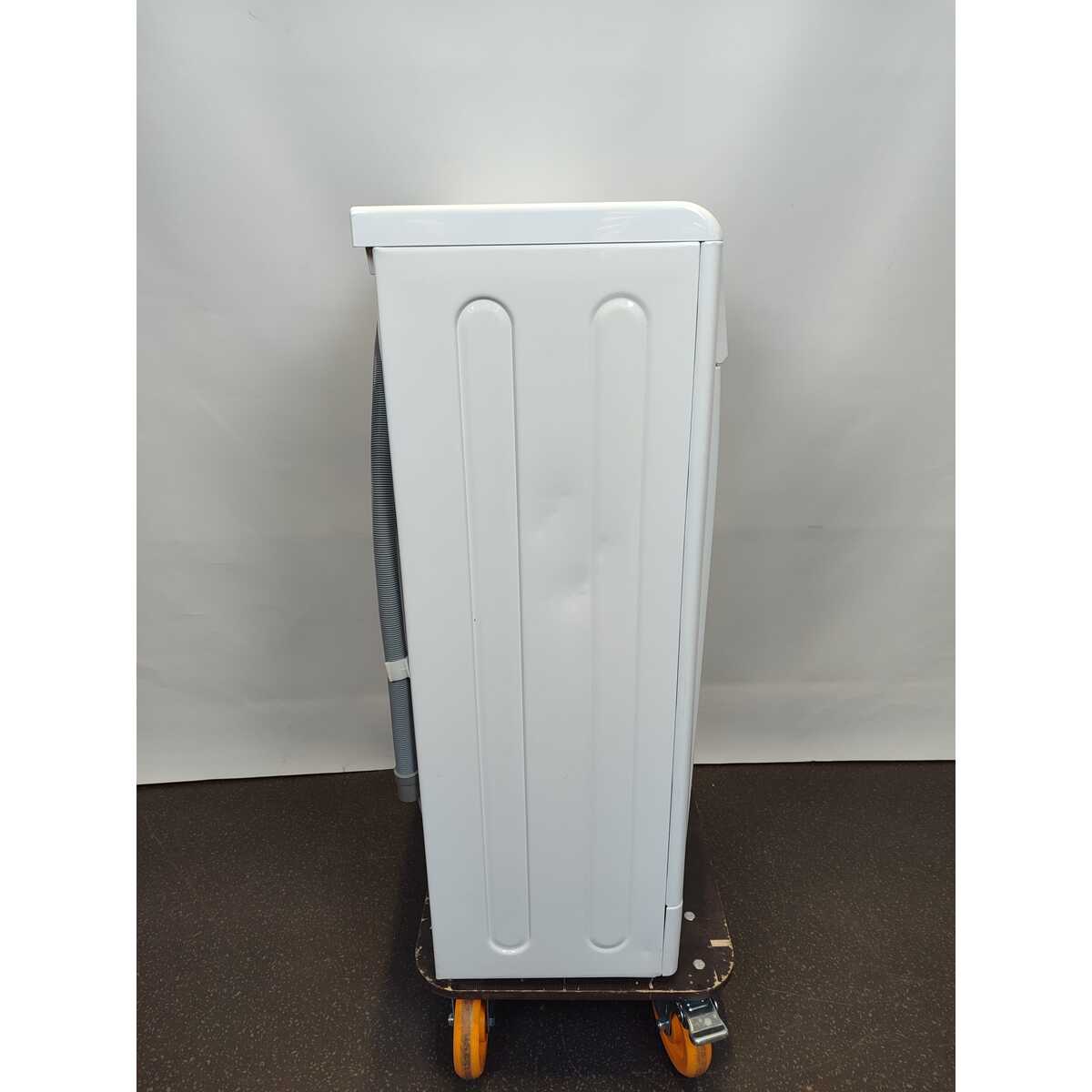 Стиральная машина Indesit IWUB 4085, белый