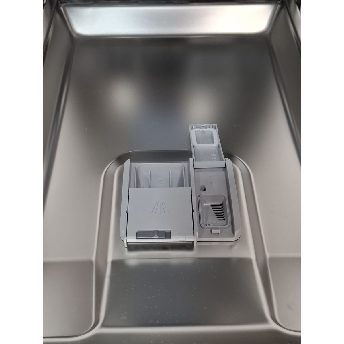 Посудомоечная машина Beko BDIS38120Q, белый