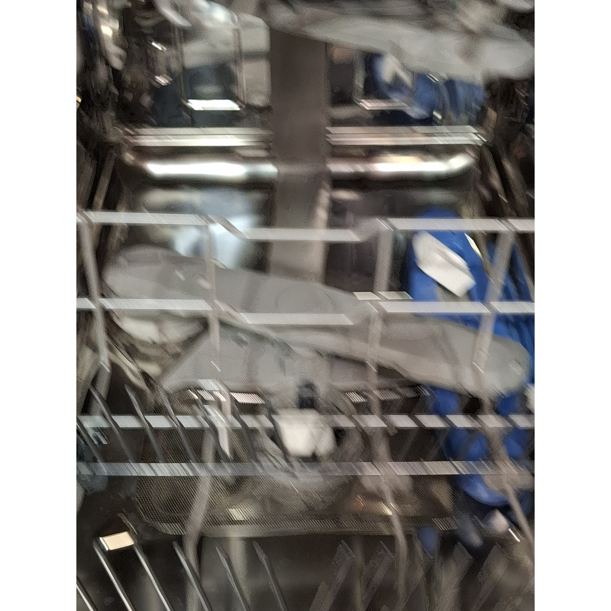 Посудомоечная машина Beko BDIS38120Q, белый