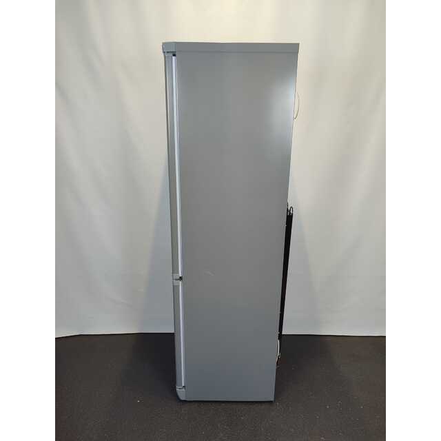 Холодильник Indesit ES 18 GA (Цвет: Silver) Холодильник Indesit ES 18 GA (Цвет: Silver)
