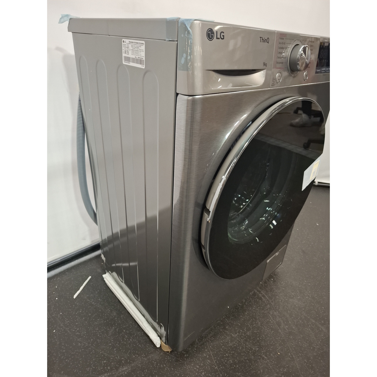 Стиральная машина LG F2V7FS2P (Цвет: Silver)