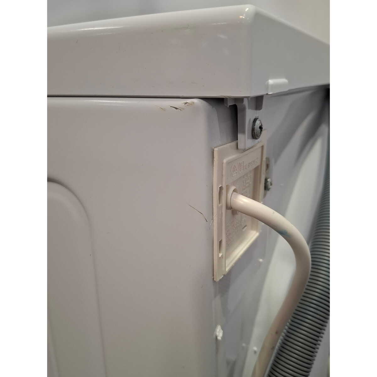 Стиральная машина Indesit IWSC 6105, белый