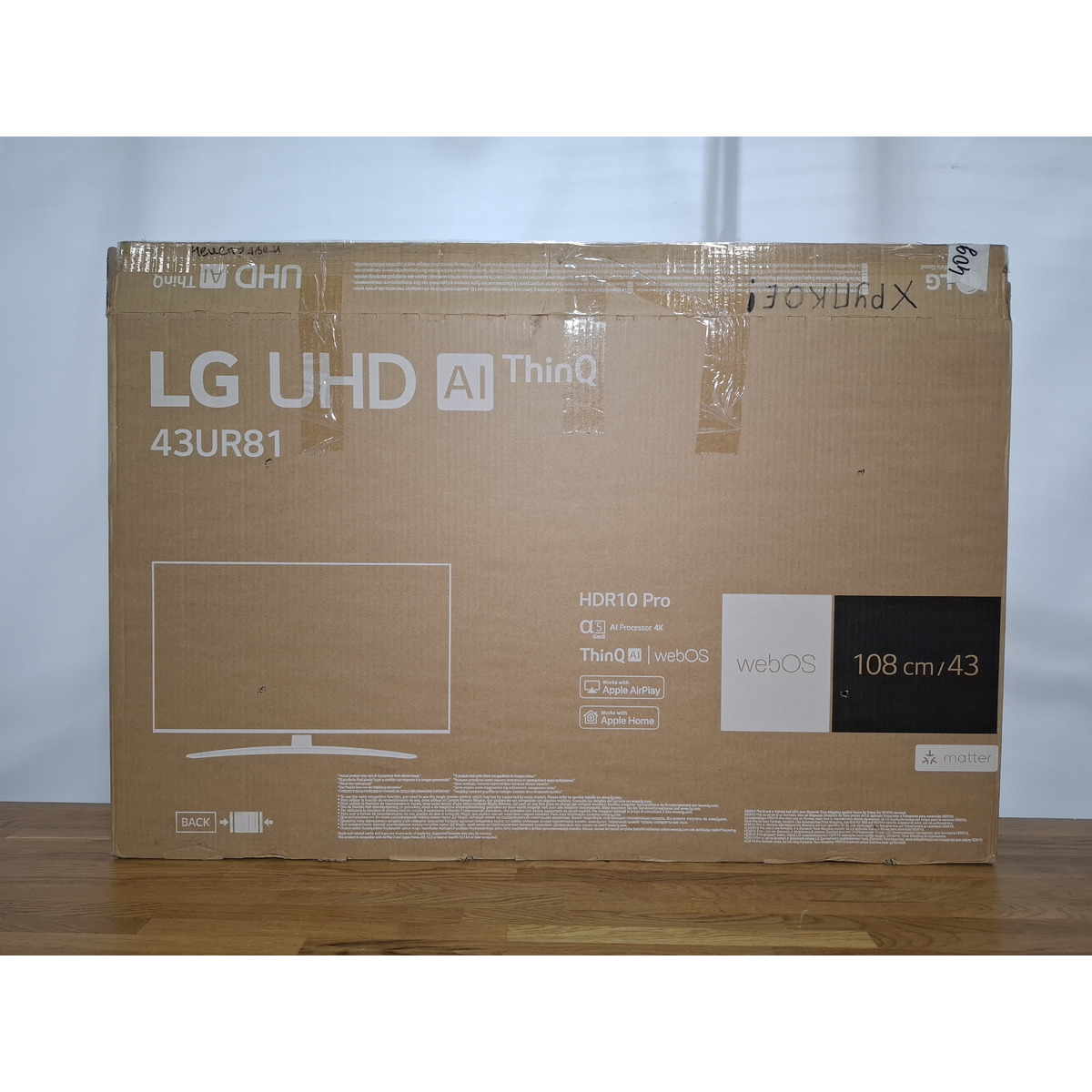 Телевизор LG 43