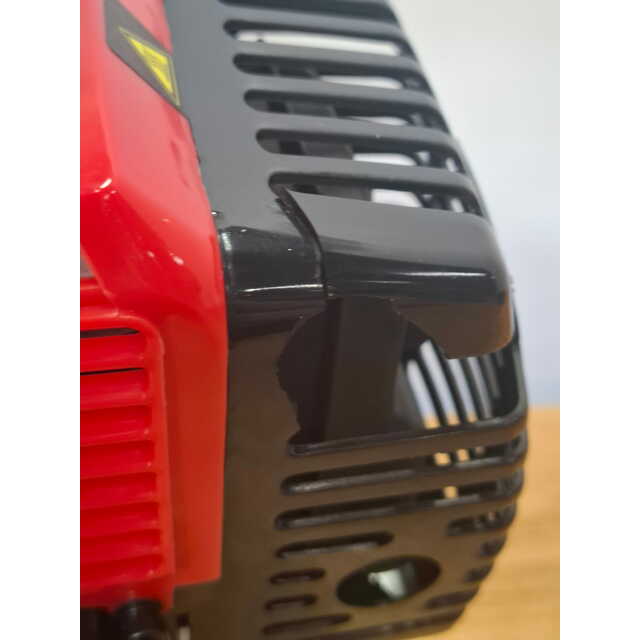 Триммер бензиновый MTX MT-52 (2-коробки) (Цвет: Red / Black) Триммер бензиновый MTX MT-52 (2-коробки) (Цвет: Red / Black)