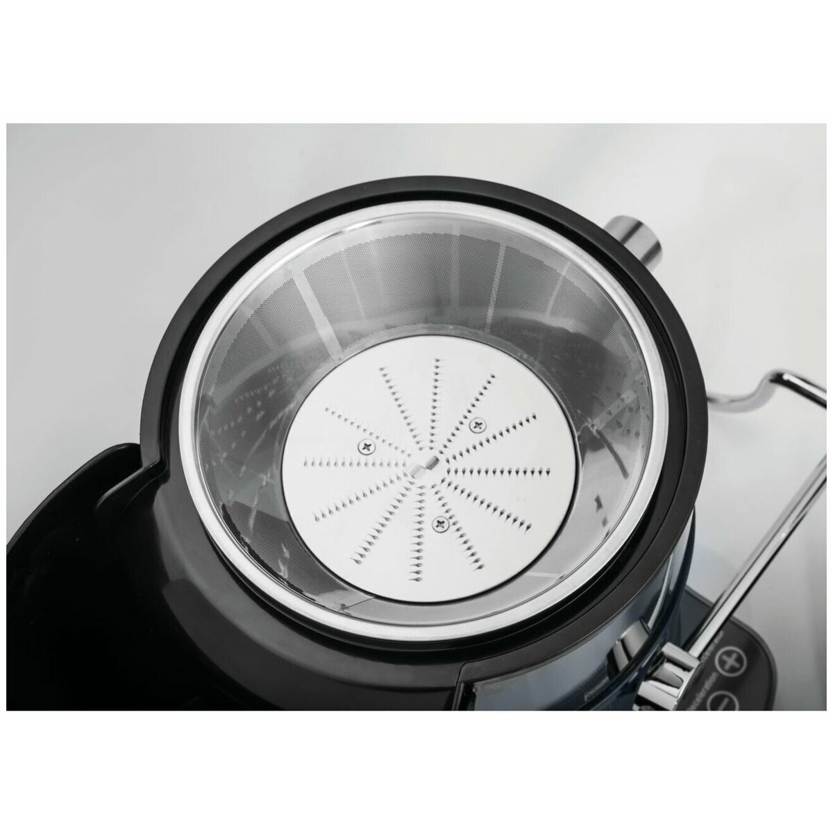 Соковыжималка Zelmer ZJE6800 (Цвет: Black)