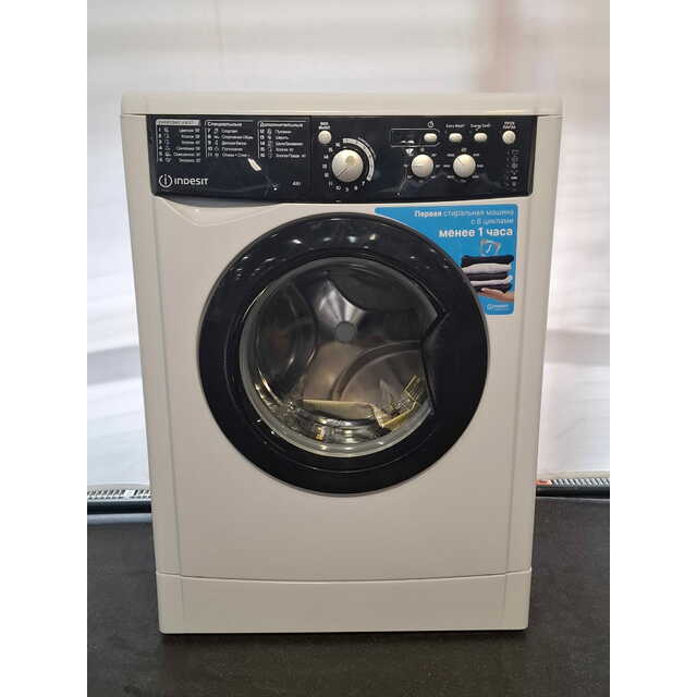 Стиральная машина Indesit EWUD 4105 BK CIS, белый Стиральная машина Indesit EWUD 4105 BK CIS, белый