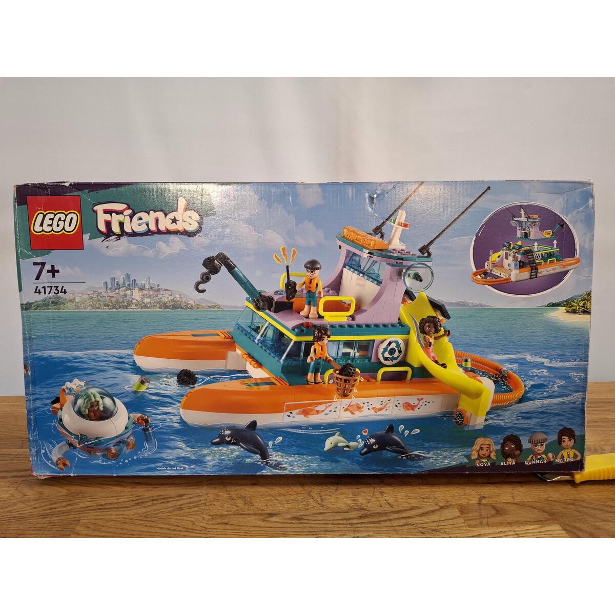 Конструктор LEGO Friends Морская спасательная шлюпка 41734