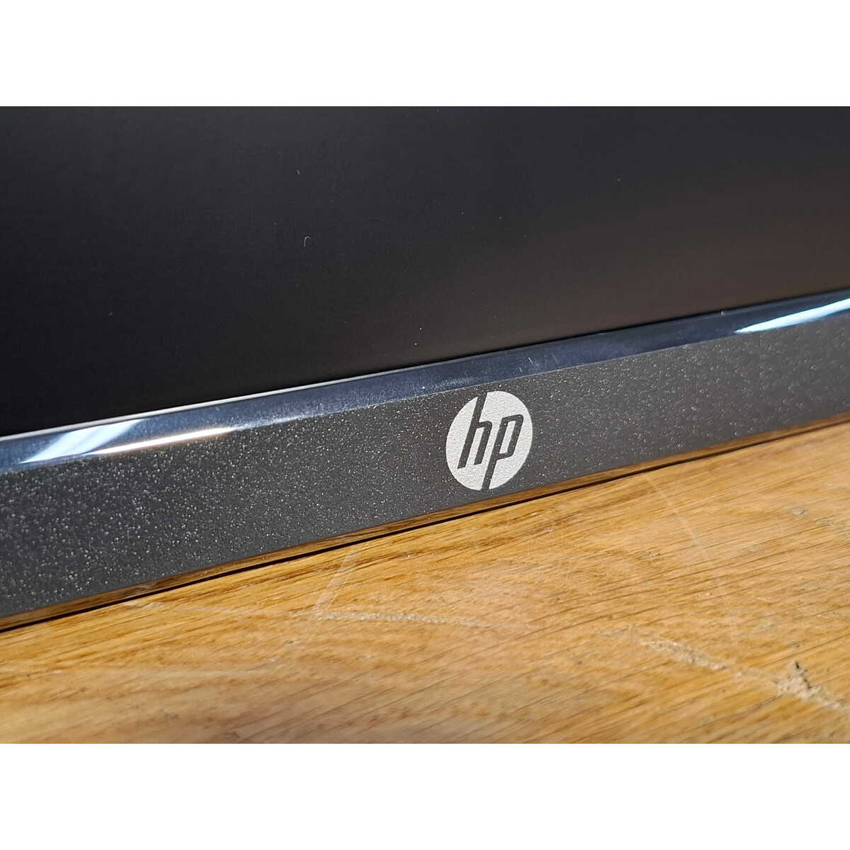 Монитор HP 24