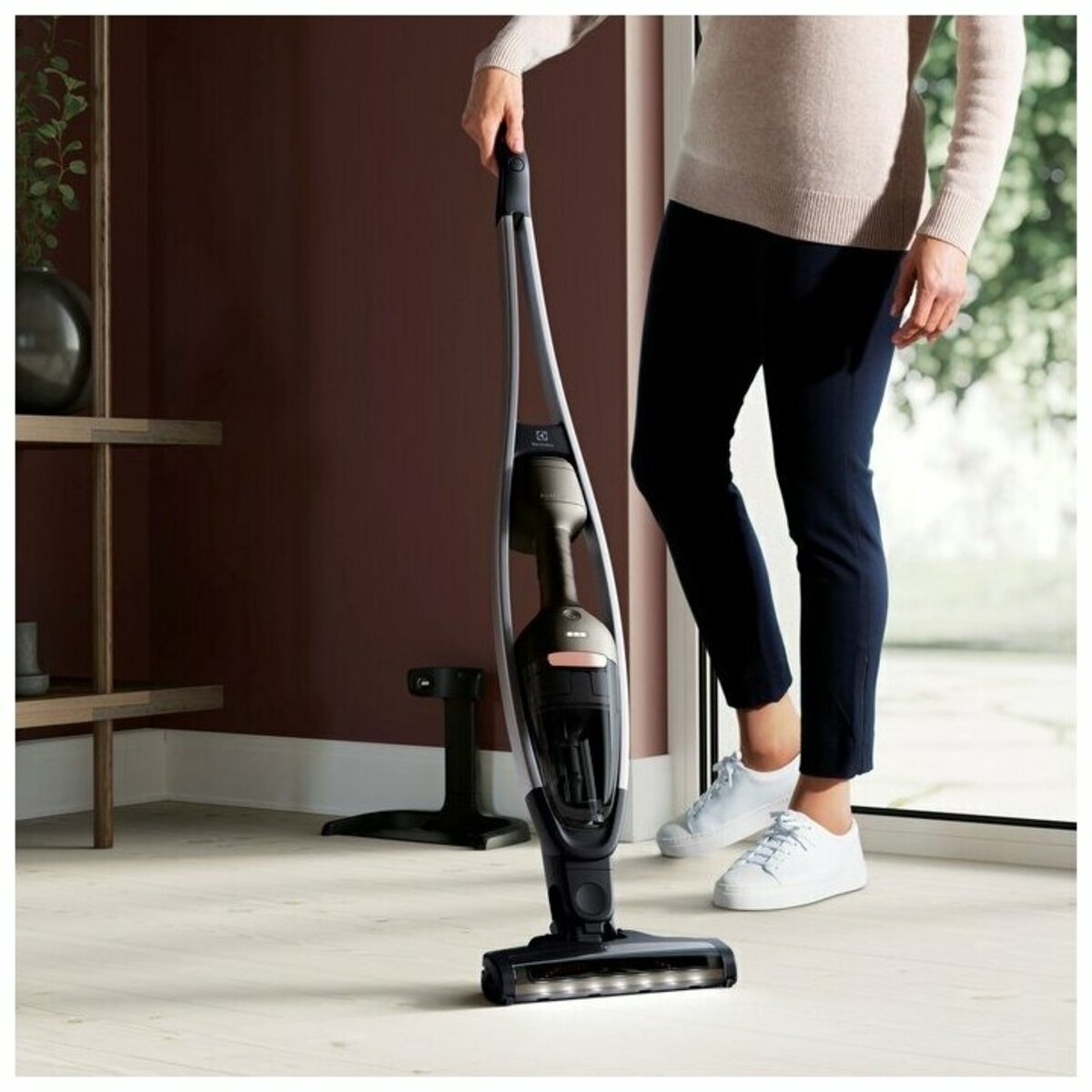 Пылесос Electrolux PURE Q9 PQ91-50MB (Цвет: Mahogany Bronze)