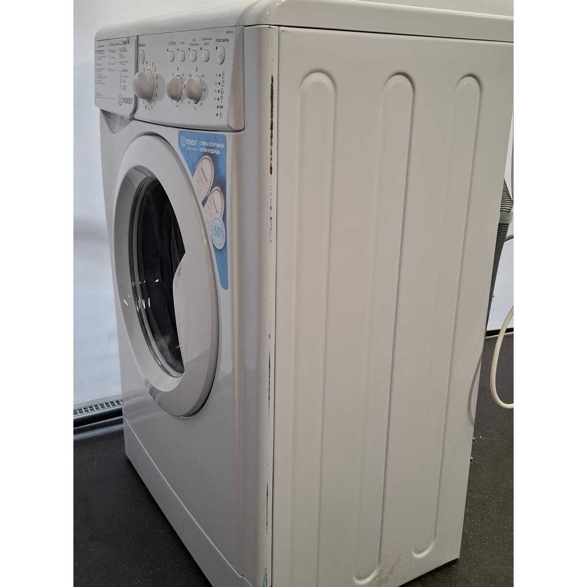Стиральная машина Indesit IWSC 6105, белый