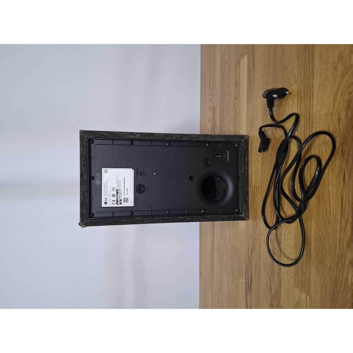 Саундбар LG SQC2, черный