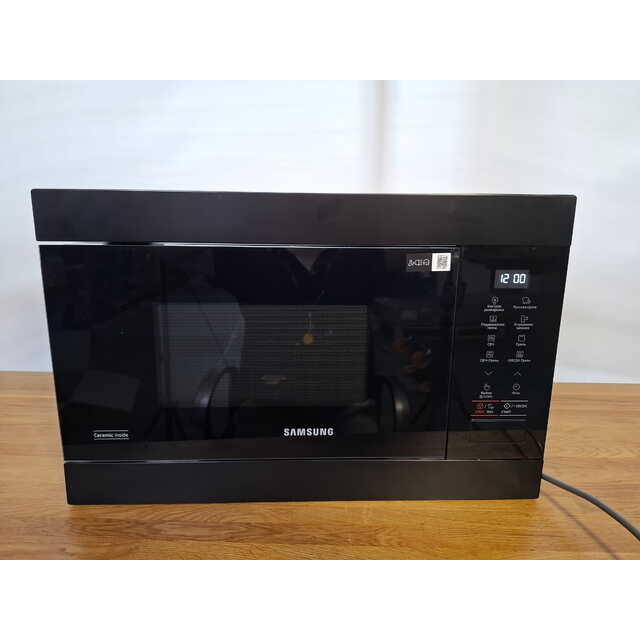 Микроволновая печь Samsung MG22M8054AK / BW, черный Микроволновая печь Samsung MG22M8054AK / BW, черный