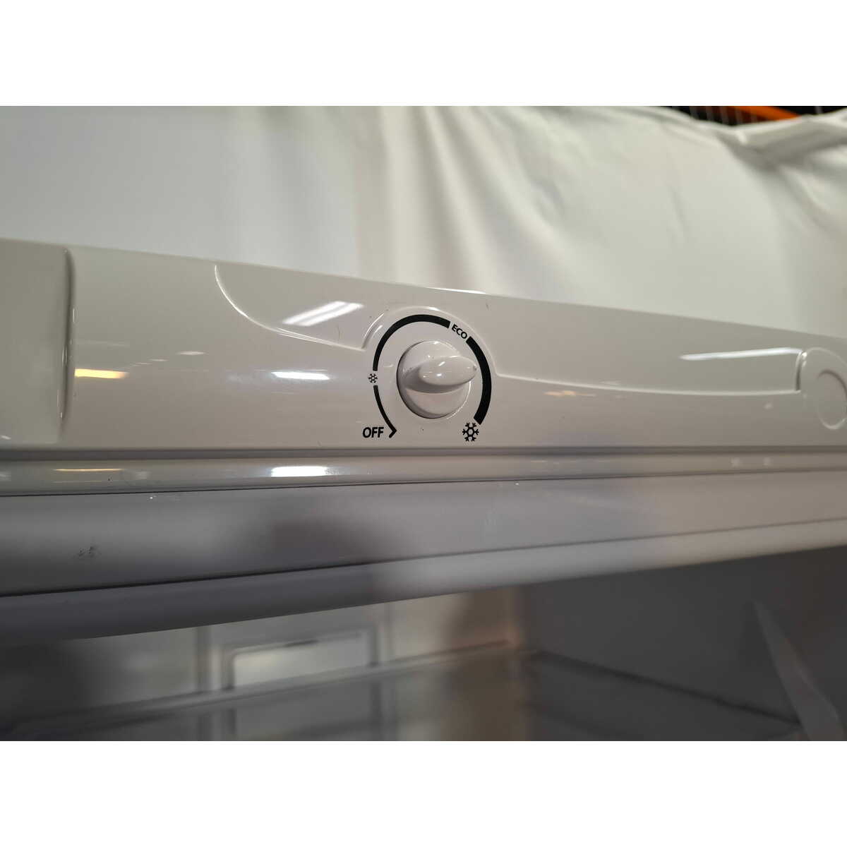 Холодильник Indesit ITR 4160 W, белый