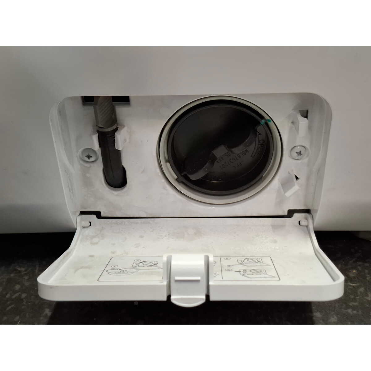 Стиральная машина LG F2J3NS8W, белый 