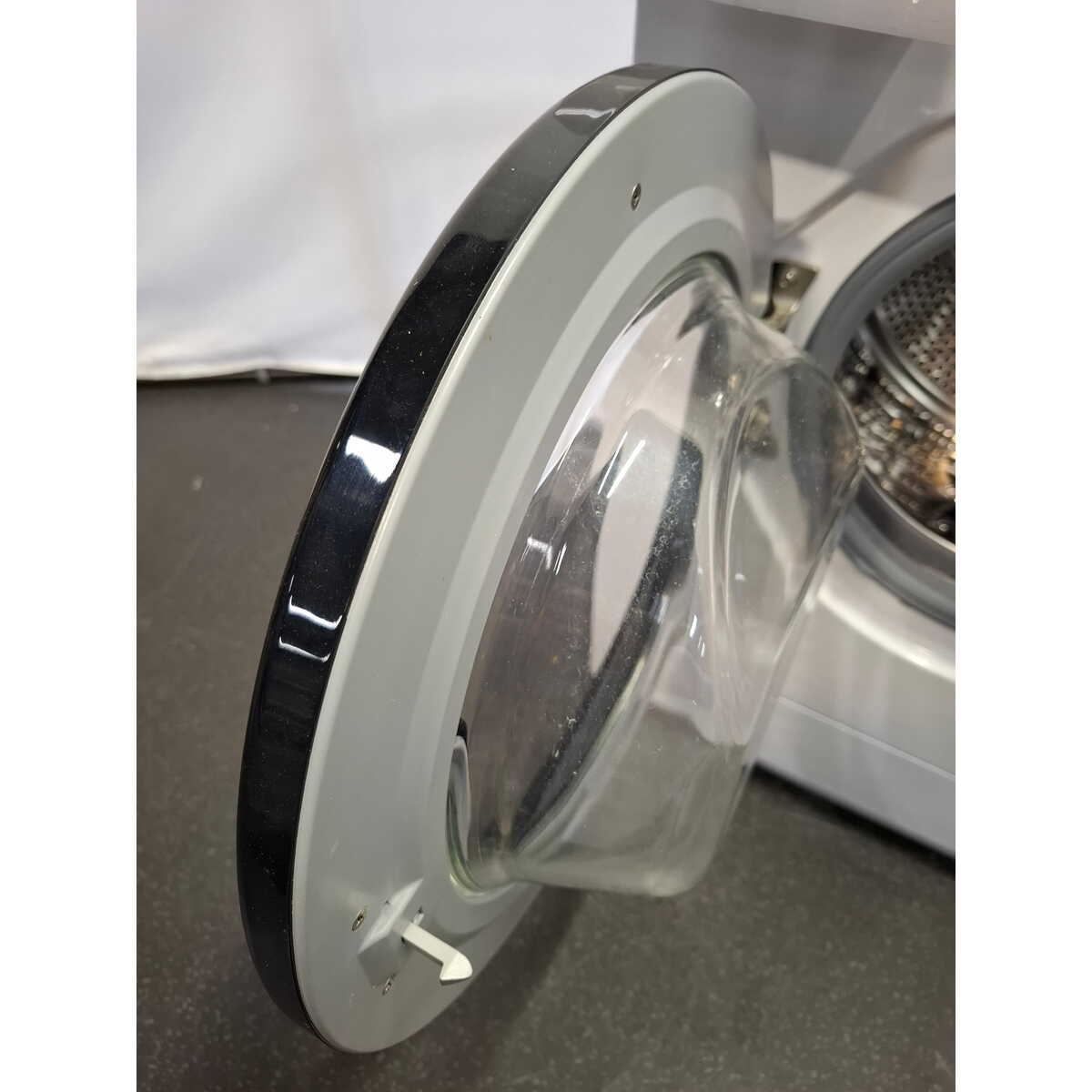 Стиральная машина LG F2J3NS8W, белый 