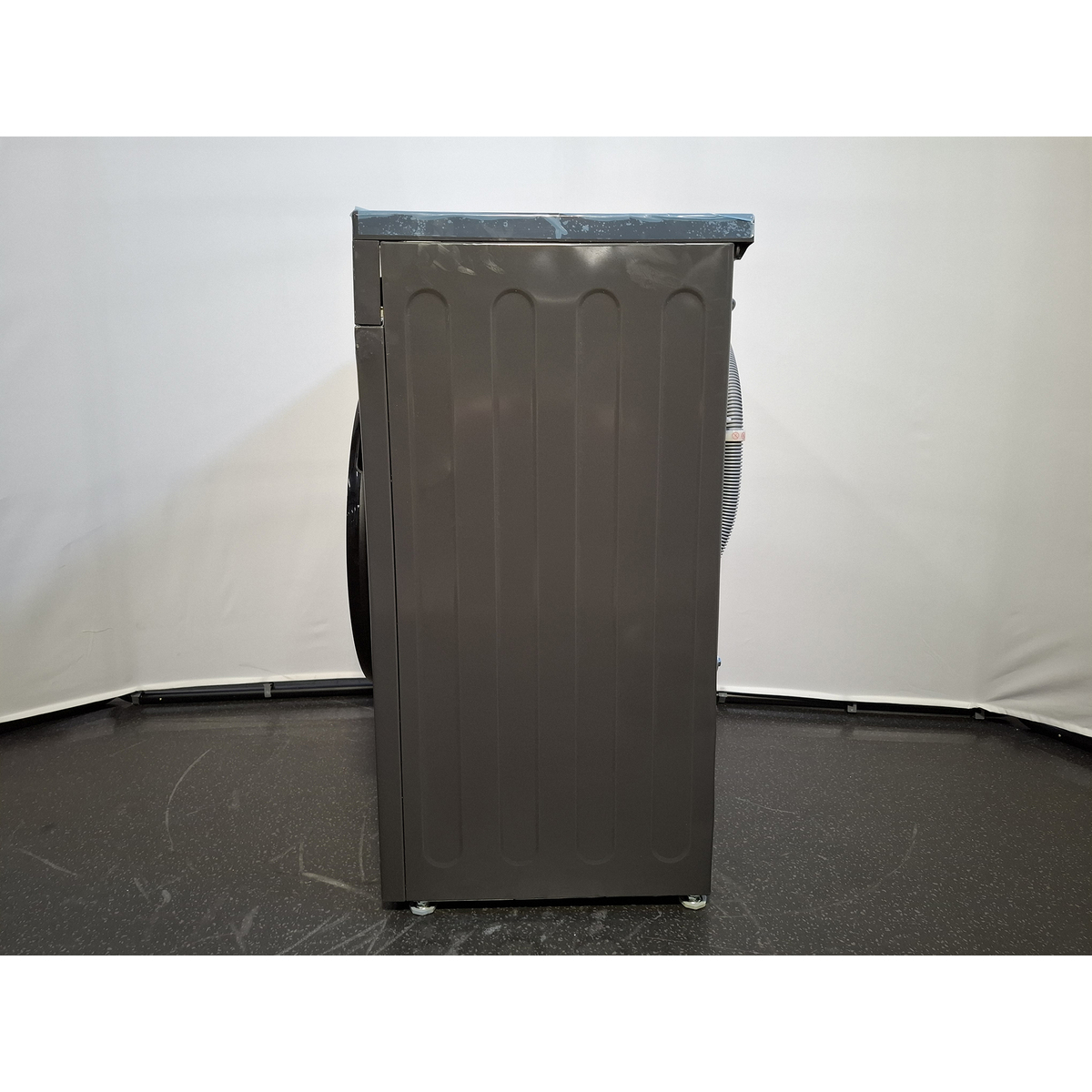 Стиральная машина LG F2Y1WS5J, черный