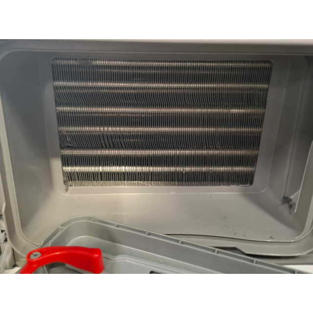 Сушильная машина Hotpoint-Ariston DSH 725 H, белый Сушильная машина Hotpoint-Ariston DSH 725 H, белый