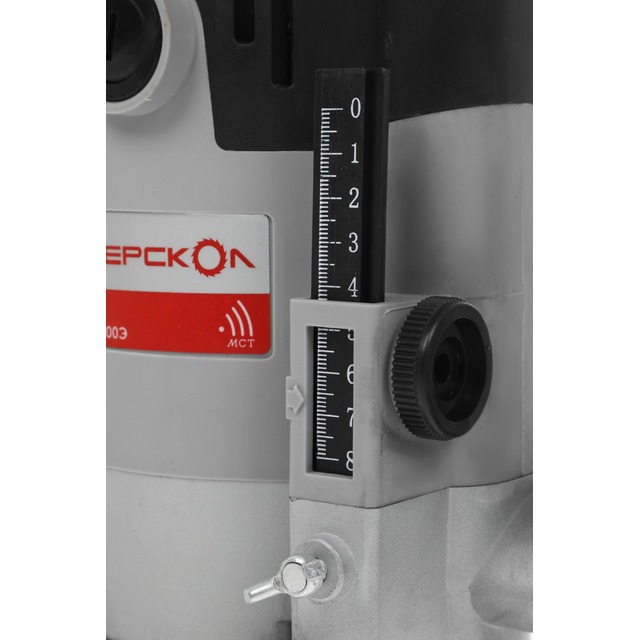 Фрезер Интерскол ФМ-62 / 2100Э (Цвет: Gray) Фрезер Интерскол ФМ-62 / 2100Э (Цвет: Gray)