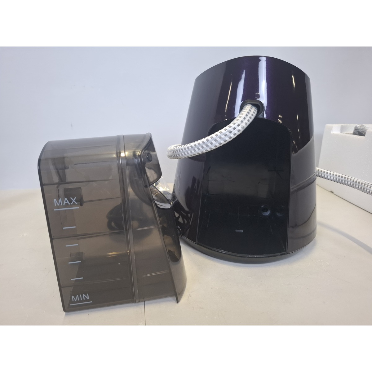 Отпариватель напольный Rombica myHome RGS-001, черный